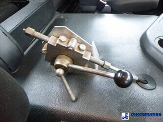 2018-mercedes-benz-arocs-3240-1424125-45488307