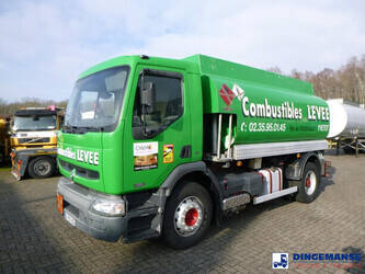 صورة ل ناقلات النفط 2002 رينو Premium 320