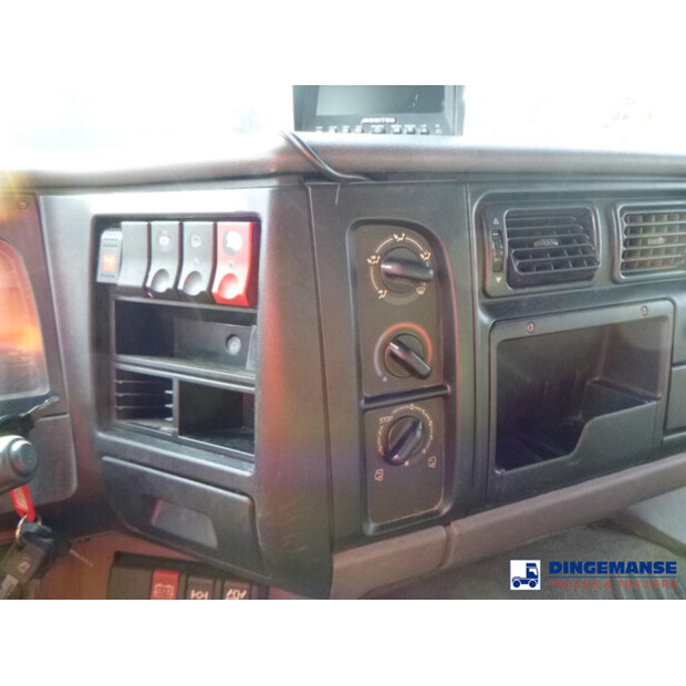 2002 رينو Premium 320-45488551