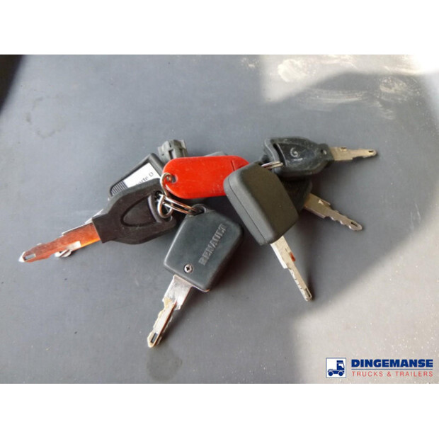 2002 رينو Premium 320-45488559