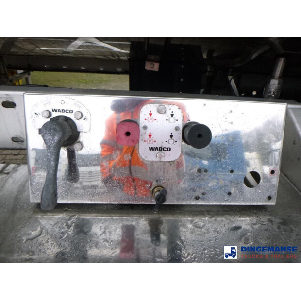 2011 LAG OTHERS-45488651