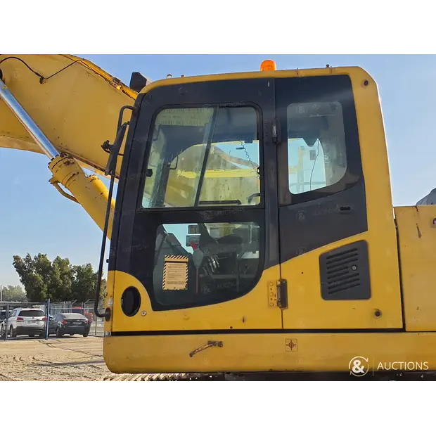2017 Komatsu PC400LC-8R-45488726