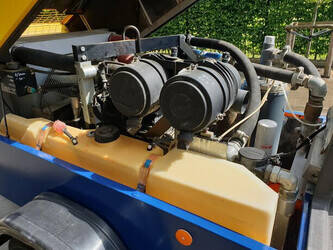 2011-compair-c76-45488978