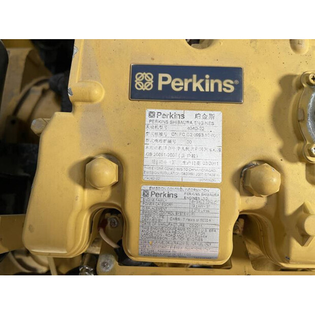 2011 OLYMPIAN GEP22-45489174