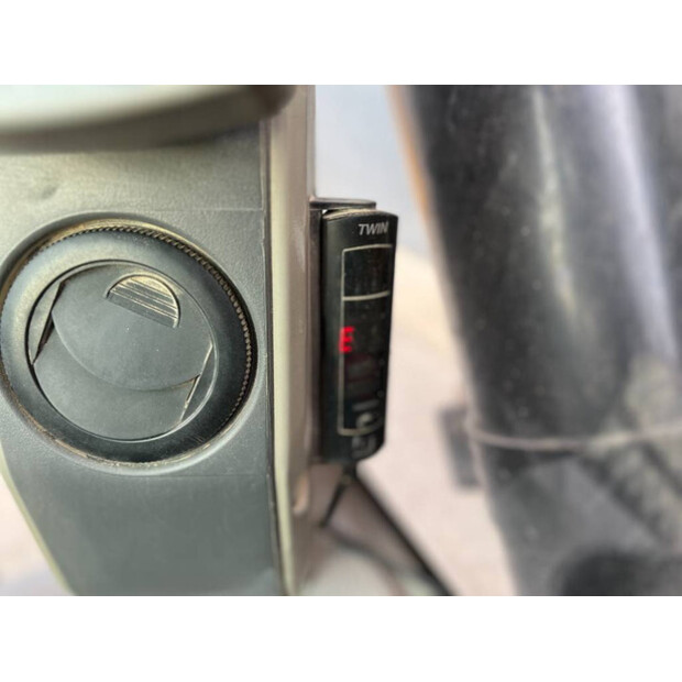 2015 Caterpillar 352FL-45491358