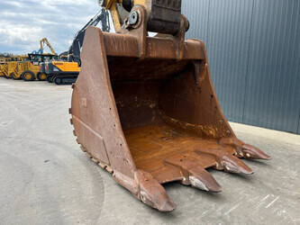 2014-caterpillar-374fl-me-1424243-45491401