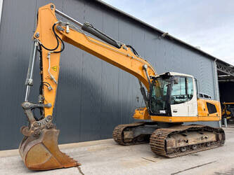 Image for TRACKED EXCAVATORS 2014 Liebherr R922SLC