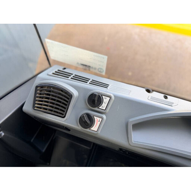 2019 بوماج BW213D-5-45492119