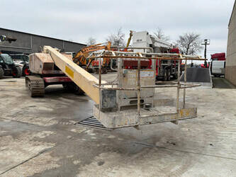 2010-aichi-sr18a-45492461