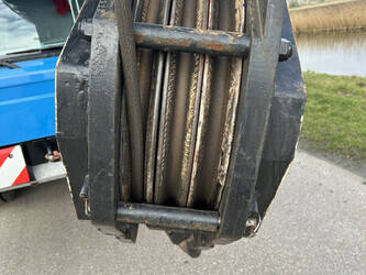 2010-tadano-atf-130g-5-45492515