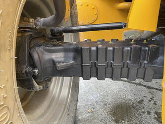 2013-manitou-mt932-1215149-45492747