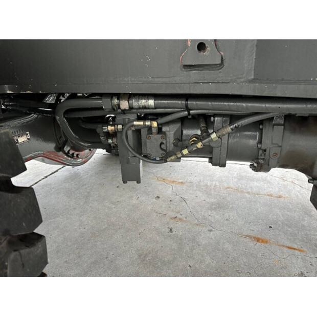 2002 سينيبوجين 835M-45493178