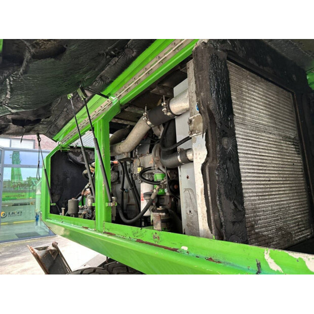 2002 سينيبوجين 835M-45493186