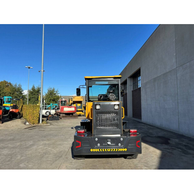 2025 KUL ZL936-45493482