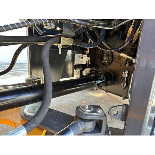 2025 KUL ZL936-45493498