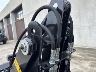 2025-wolf-mini-750-1424314-45493546