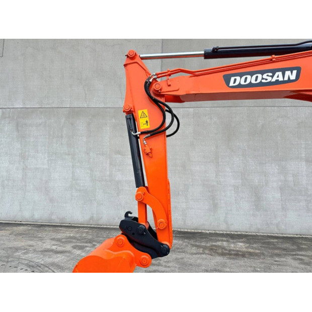 2018 Doosan DX55-9C-45493588