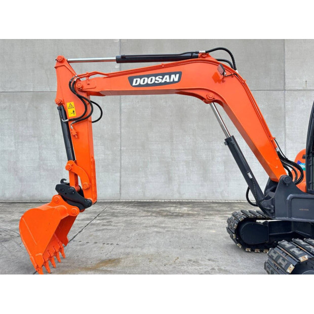 2018 Doosan DX55-9C-45493590