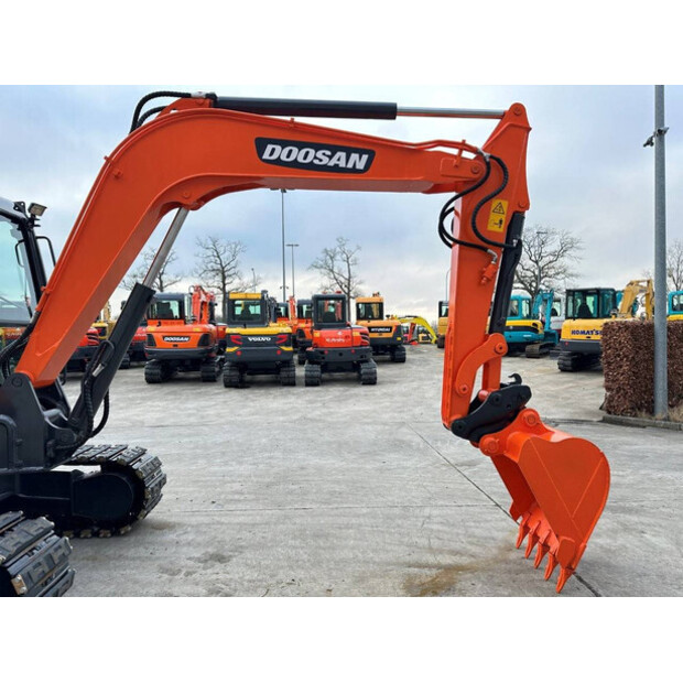 2018 Doosan DX55-9C-45493591