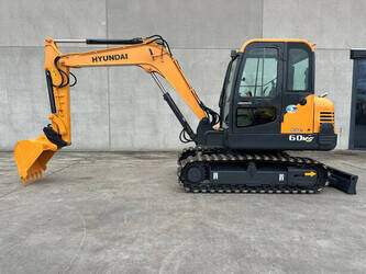 2016-hyundai-r60vs-1424316-45493634