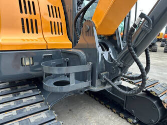 2016-hyundai-r60vs-1424316-45493643