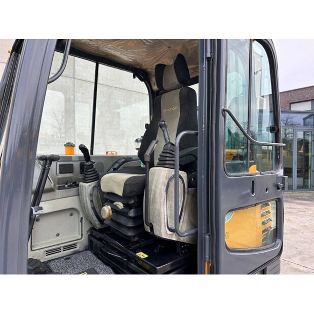 2016 Hyundai R60VS-45493662