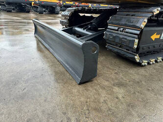 2017-komatsu-pc56-7-1424319-45493808