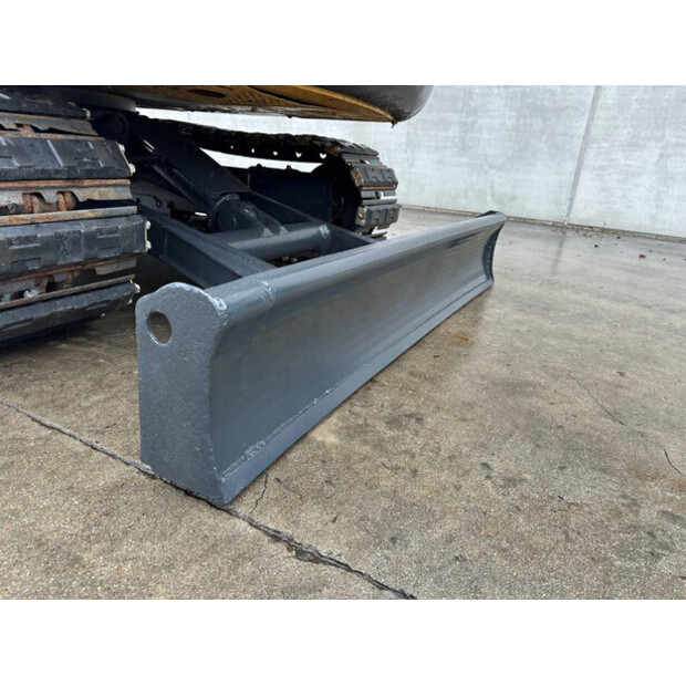 2017 Komatsu PC56-7-45493810