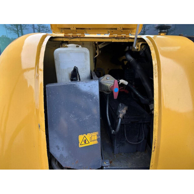 2017 Komatsu PC56-7-45493817