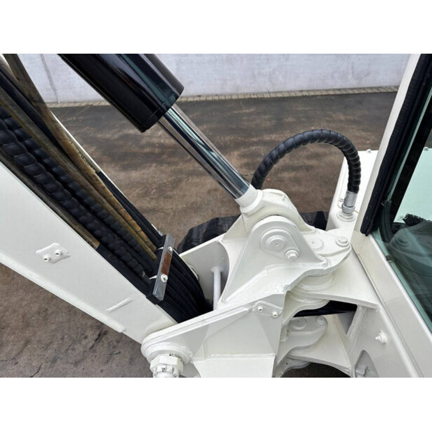 2008 تيريكس TC48-45493913