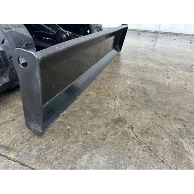 2008 تيريكس TC48-45493921