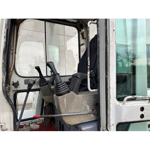 تاكوتشي TB150C-45494030