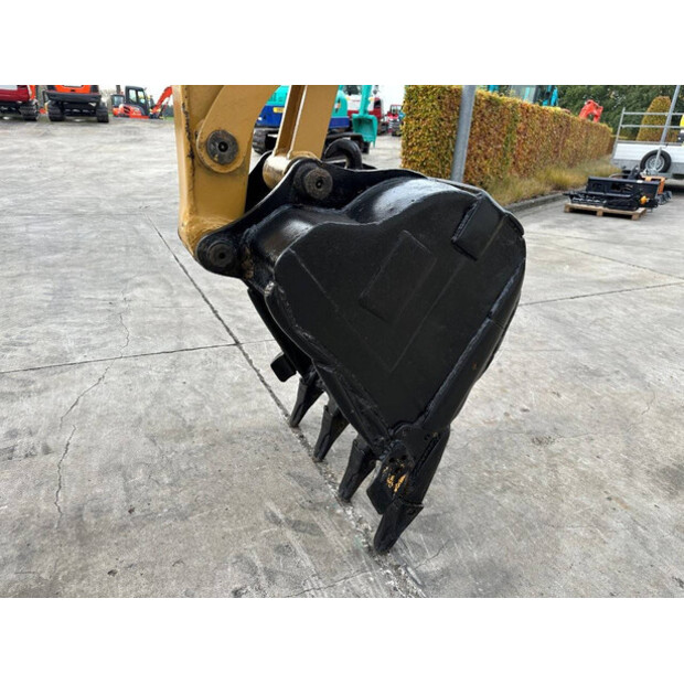 2011 كاتربيلر 306-45494248