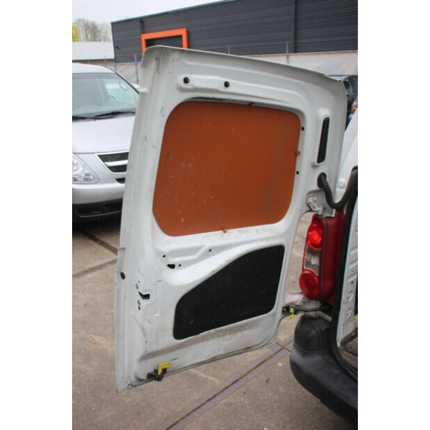 2011 سيتروين BERLINGO-45494634