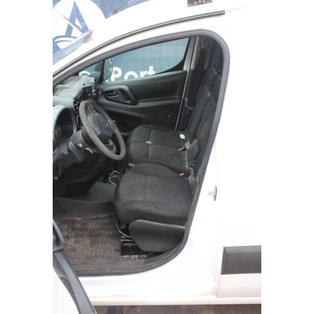 2011 سيتروين BERLINGO-45494636
