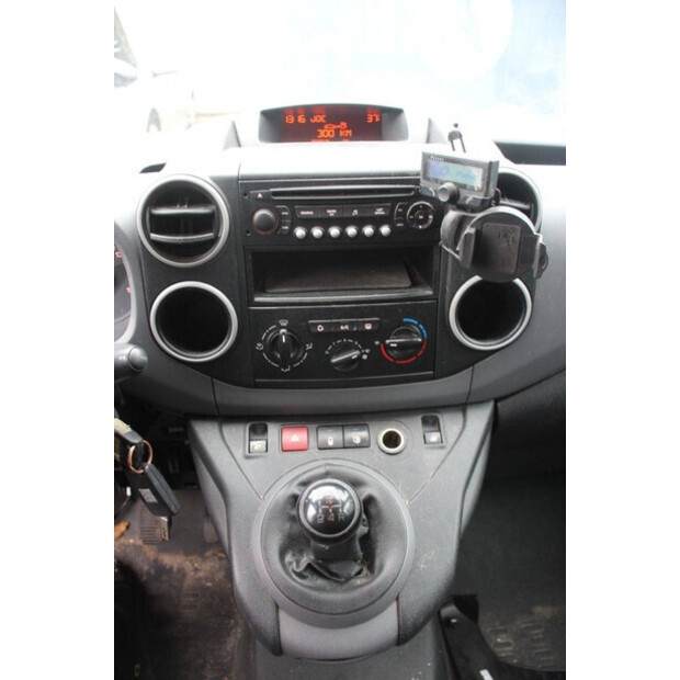 2011 سيتروين BERLINGO-45494642