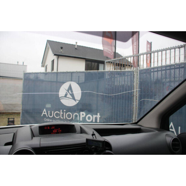 2011 سيتروين BERLINGO-45494649