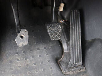 2013-volkswagen-caddy-1424339-45494768