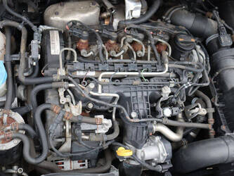 2013-volkswagen-caddy-1424339-45494794