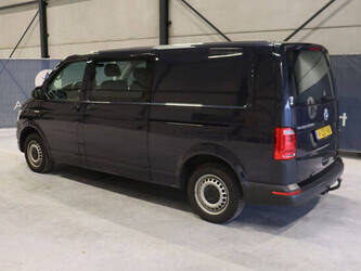 2018-volkswagen-transporter-1424340-45494833