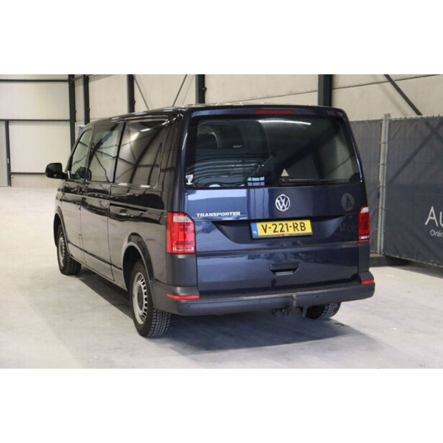 2018 Volkswagen Transporter-45494834