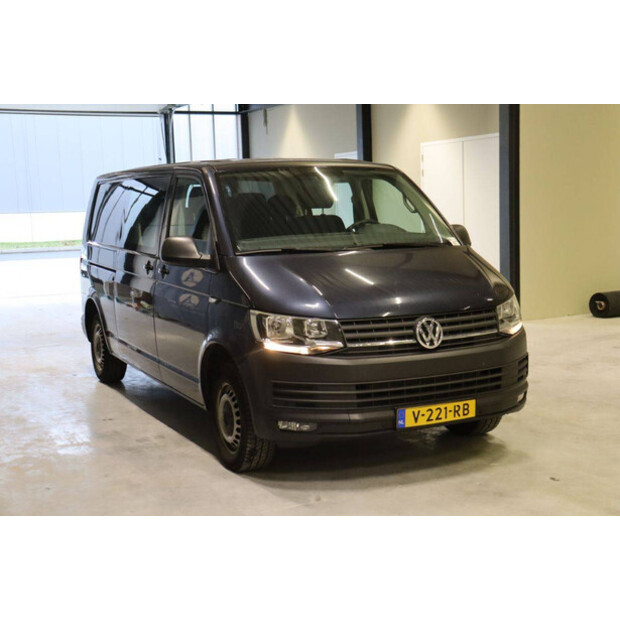2018 Volkswagen Transporter-45494838