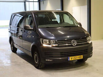 2018-volkswagen-transporter-1424340-45494838