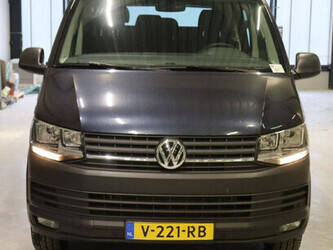 2018-volkswagen-transporter-1424340-45494839