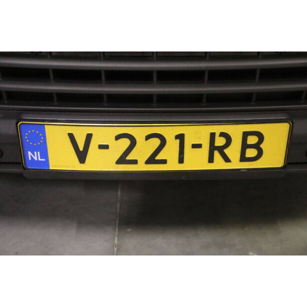 2018 Volkswagen Transporter-45494844