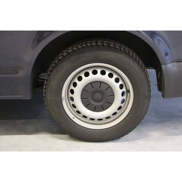 2018 Volkswagen Transporter-45494847