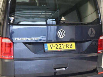 2018-volkswagen-transporter-1424340-45494848