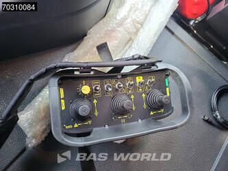 2023-mercedes-benz-arocs-2843-45494854