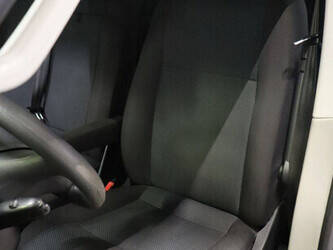 2018-volkswagen-transporter-1424340-45494856