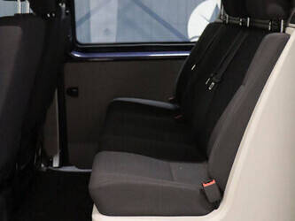 2018-volkswagen-transporter-1424340-45494874